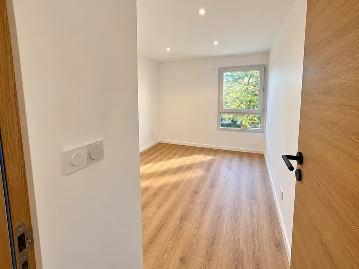 Chambre baignée de lumière naturelle